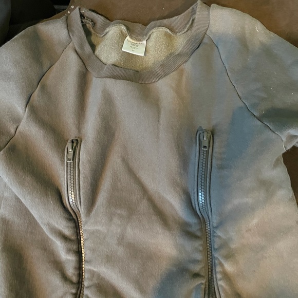 Nursing sweatshirt with zipper access - Picture 4 of 4